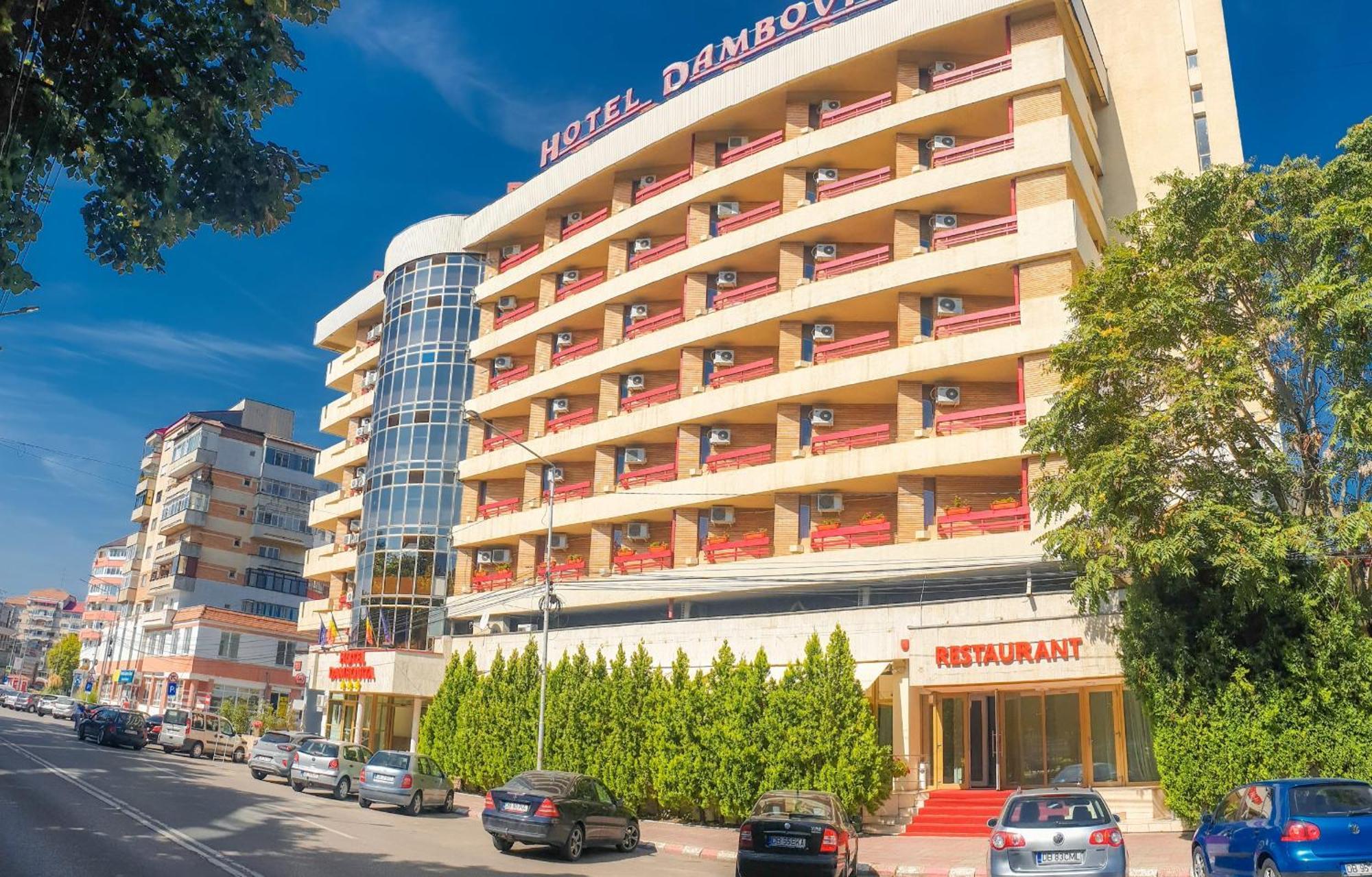 Hotel Dambovita Targoviste Exterior photo